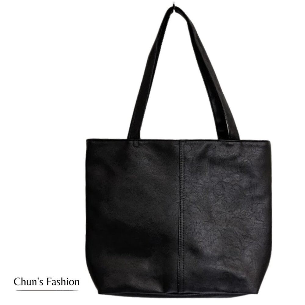 Women's Black Faux Leather Vegan Medium Sized Tote Shoulder Bag  NWT